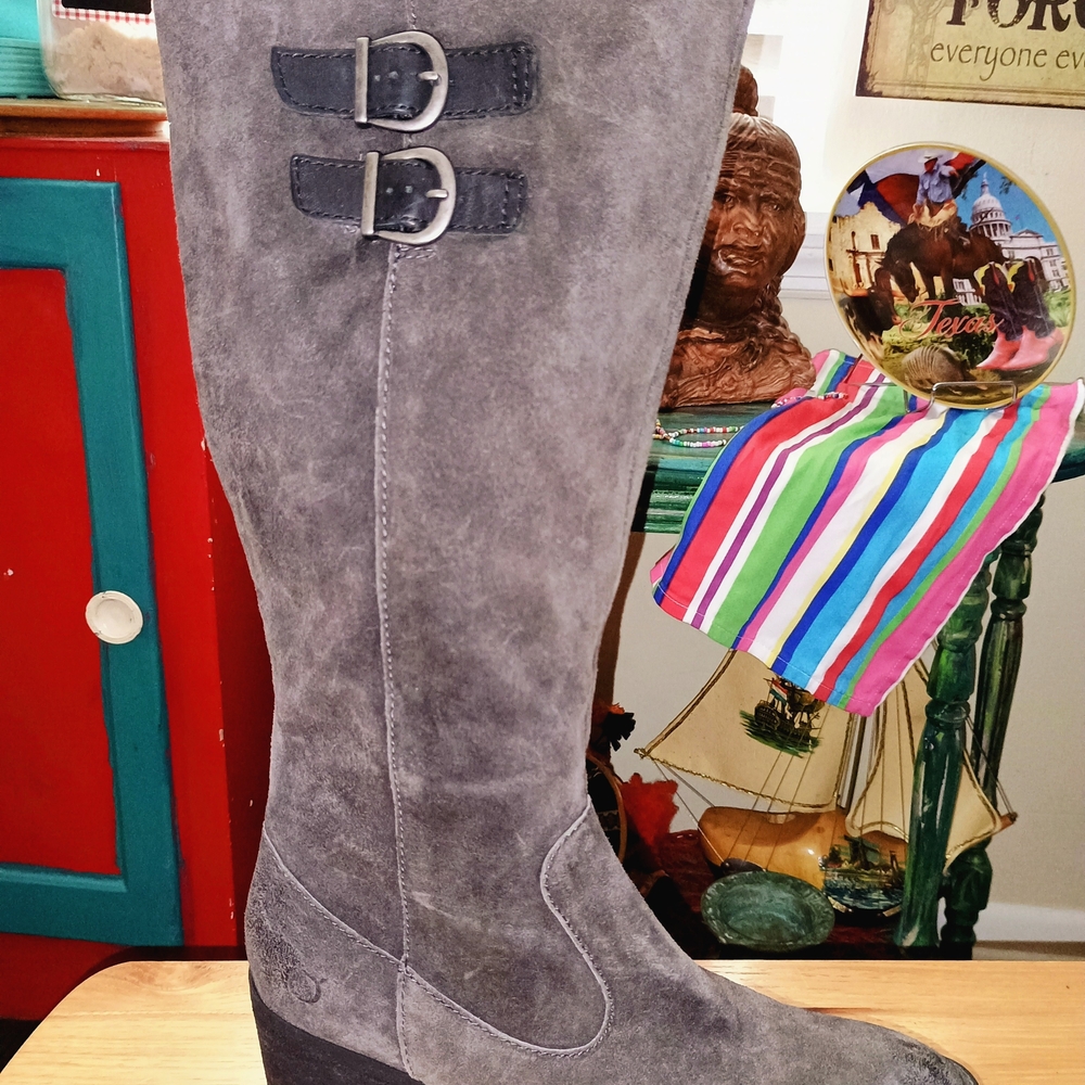 BORN BRAND BOOTS!  BASIL !!  Charcoal Suede Over the Knee Boots!! - Picture 2 of 12